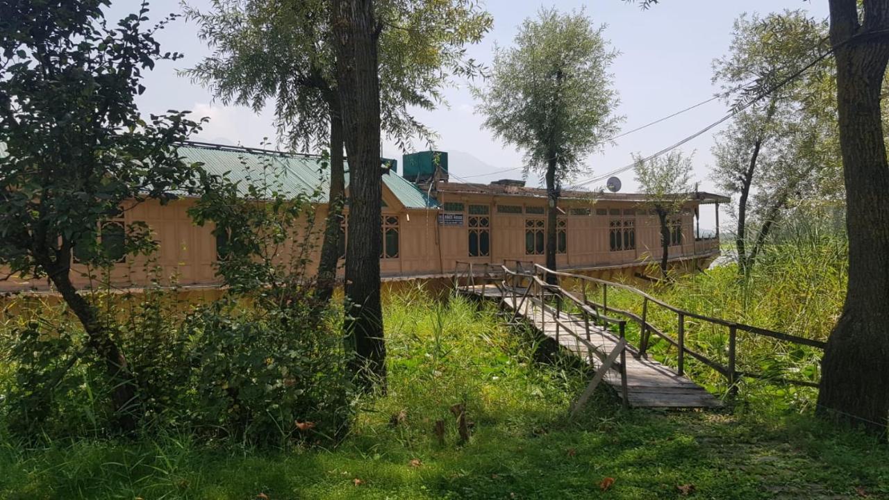 Kings Houseboats Hotel Srīnagar Exterior foto